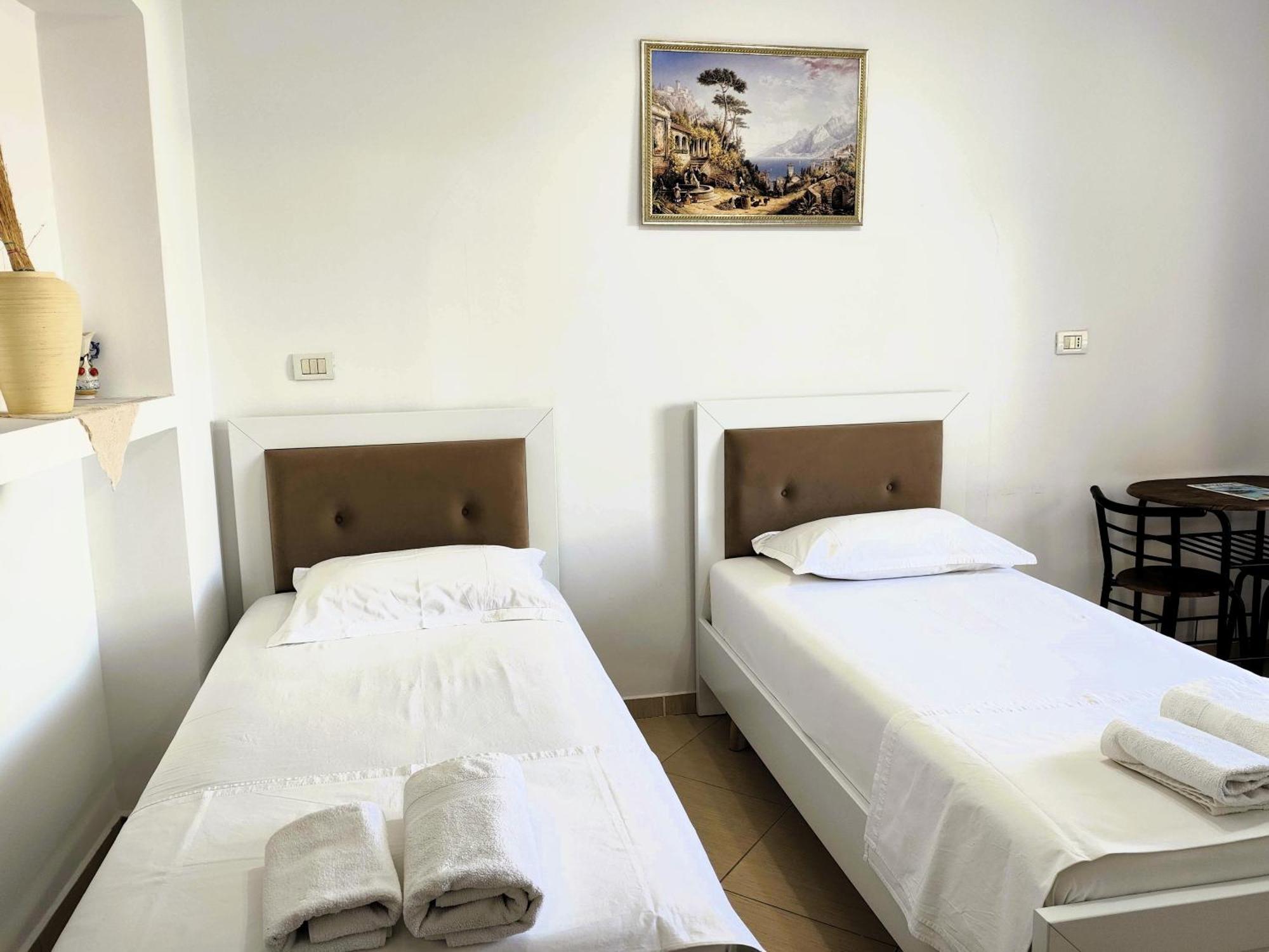 Hola Rooms Ksamil Exterior photo